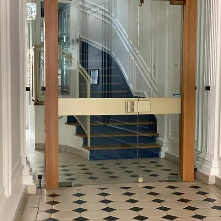 Apartment Chaleureux 3 Pieces Haussmanien Au Coeur Du Quartier Latin